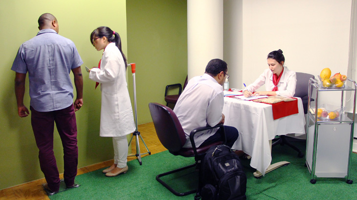 Público participa de atividades da Semana da Saúde no Sesc Florêncio de Abreu (foto: Cris Komesu)