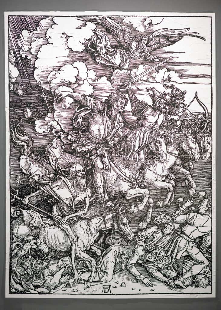 O Atelier Piratininga (SP) traz uma colagem de lambe-lambes impressos a partir de 12 matrizes em grande formato, que formam a histórica obra do artista renascentista alemão Albrecht Dürer (1471-1528). Foto: Ignacio Aronovich.
