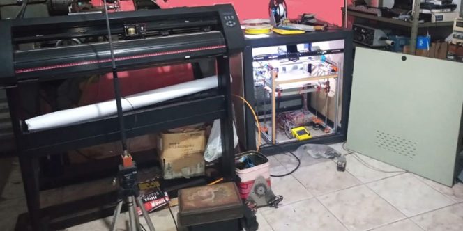 Construindo uma impressora 3D com sucata 