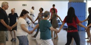 Dança Circular. Foto: Brenda Amaral