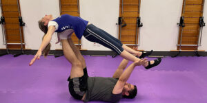 Yoga Caminhos - AcroYoga