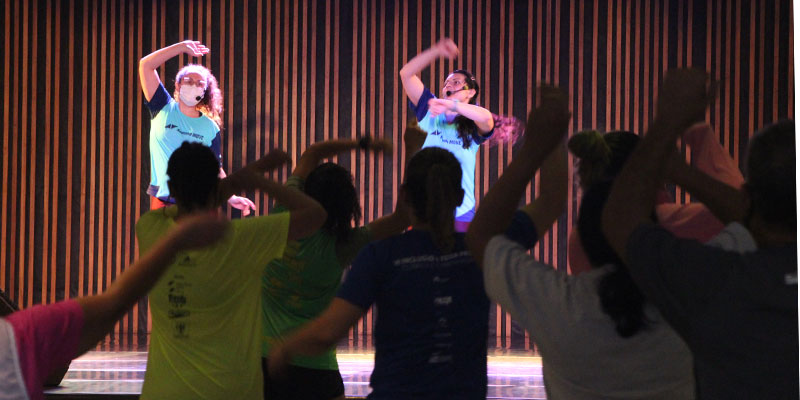 Cover image for Aula aberta de ritmos