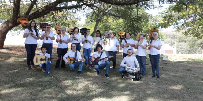 Orquestra Barbarense Feminina de Viola Caipira