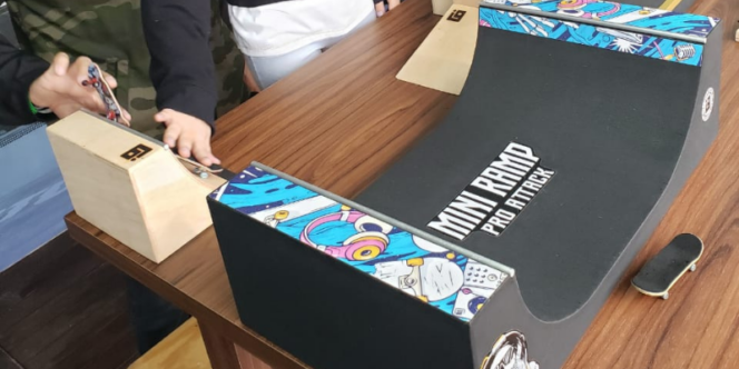 Montagem e Customização de Fingerboards (Skate de Dedo) - Divulgação