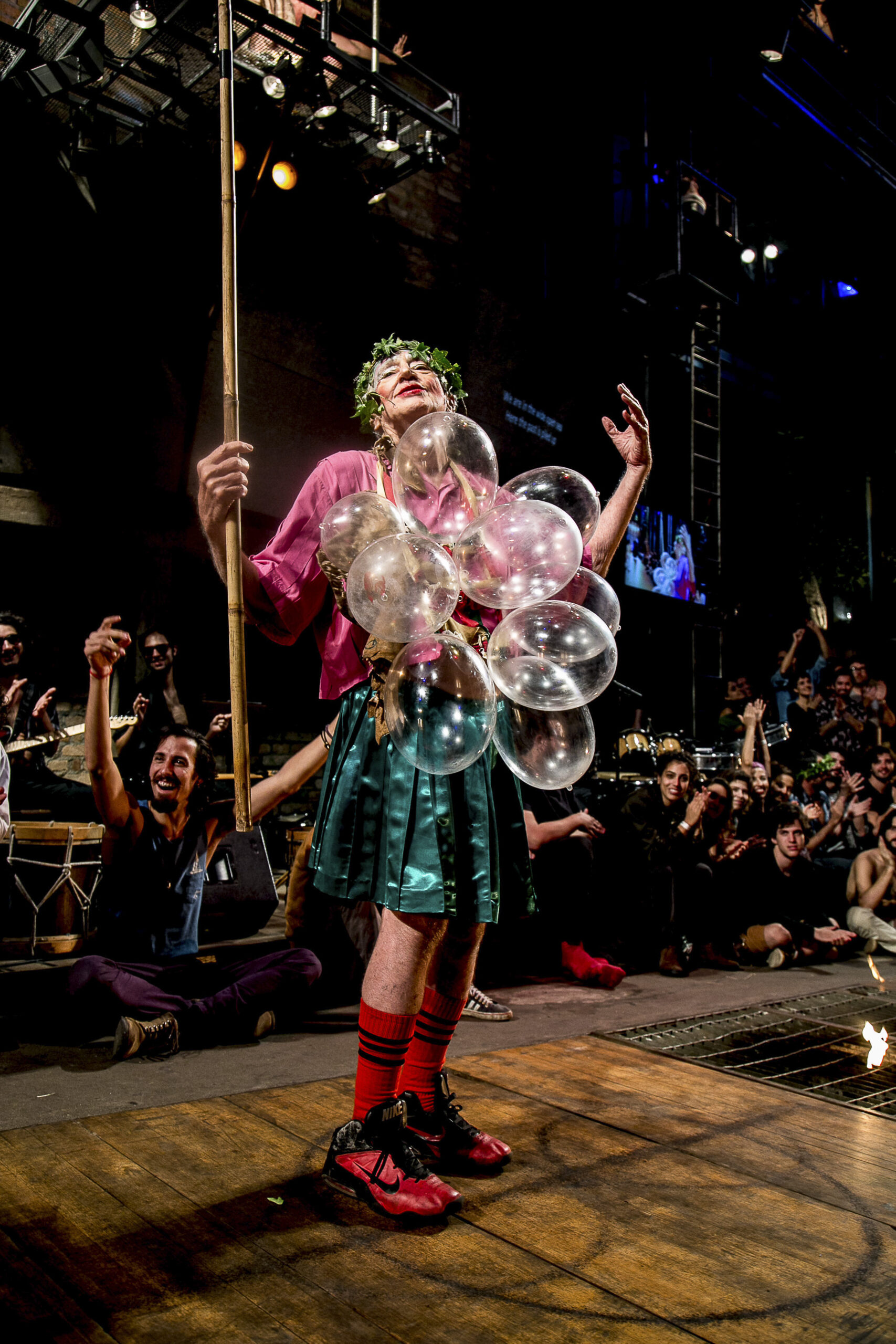 Zé Celso sai de cena, mas deixa legado de revolução para a arte ...