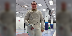 Esgrima com Karina Lakerbai - Foto: Divulgação