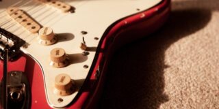 Experimente Tocar Guitarra!