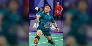 Jogando Badminton com Vitor Tavares - Foto: Marcelo Zambrana