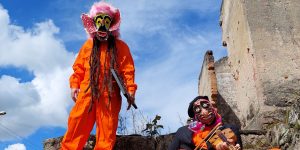 Beat, forró eletrônico e performance com Fuzaka e Novíssimo Edgar