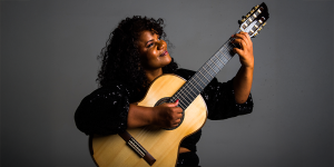 Música show Helô Ferreira