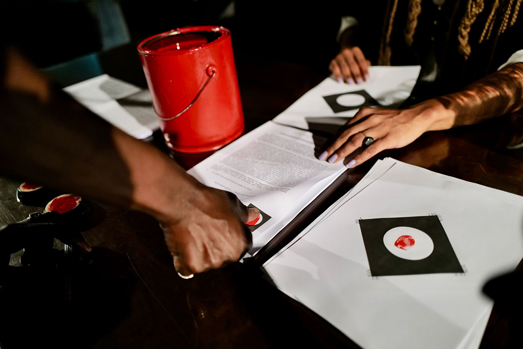 Negrociação. Foto: Thomas Mendel & Landau