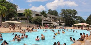 Brincadeiras e bolas aquáticas - Foto André Luiz Silva