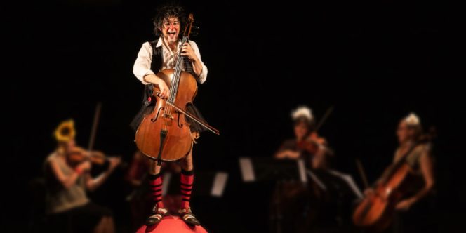 E o palhaço tem concerto | Foto: Nina Pires 