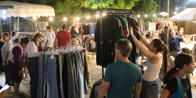 Feira do Desapego (Foto Ricardo Boni)