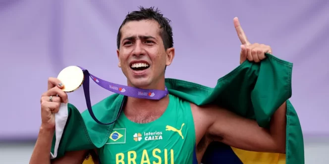 Marcha Atlética com Caio Bonfim - créd. Julian Finney