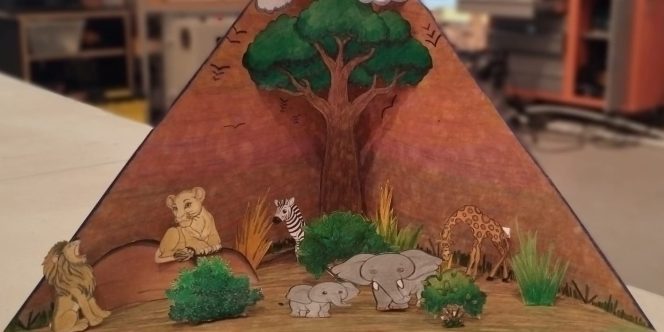 [Gambiarra em Família] Minimaquete - Arquitetando com A4. Foto: Fabriciana Martins.