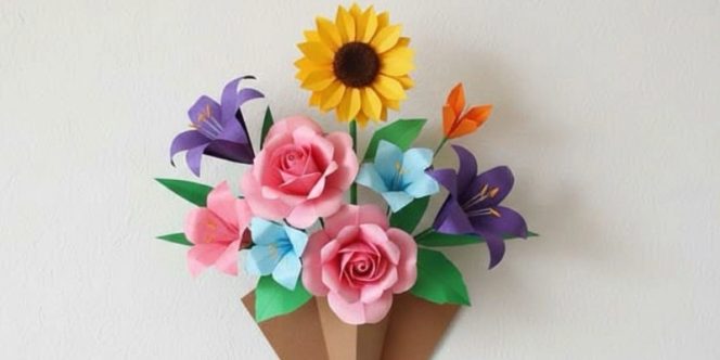 Flores e guirlandas de papel