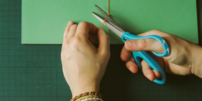 Entre Folhas e Nós Oficina de Encadernação Manual - Foto Cecília Schiavo