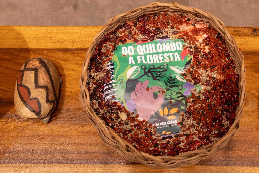 G2 Andre Felipe e Coletivo Caianas OBRA Um Encontro de Terras 0009