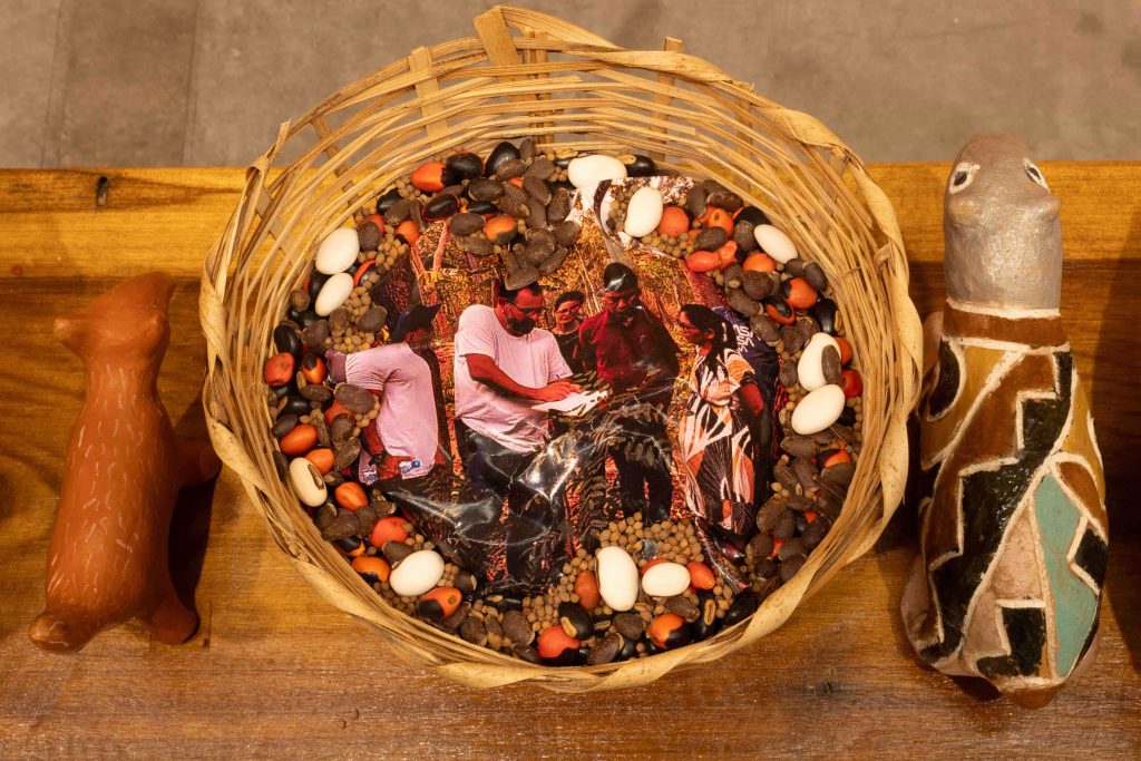 G2 Andre Felipe e Coletivo Caianas OBRA Um Encontro de Terras 0010