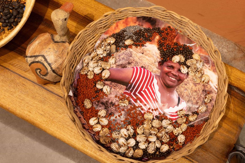 G2 Andre Felipe e Coletivo Caianas OBRA Um Encontro de Terras 0016