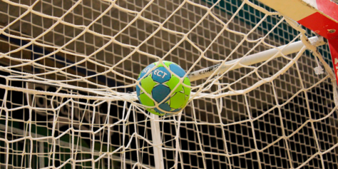 Treino Aberto de Handebol Feminino - Divulgação