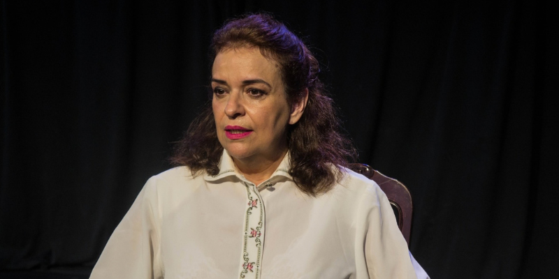 Imagem publicada pela fonte para No Palco Com Lélia Abramo